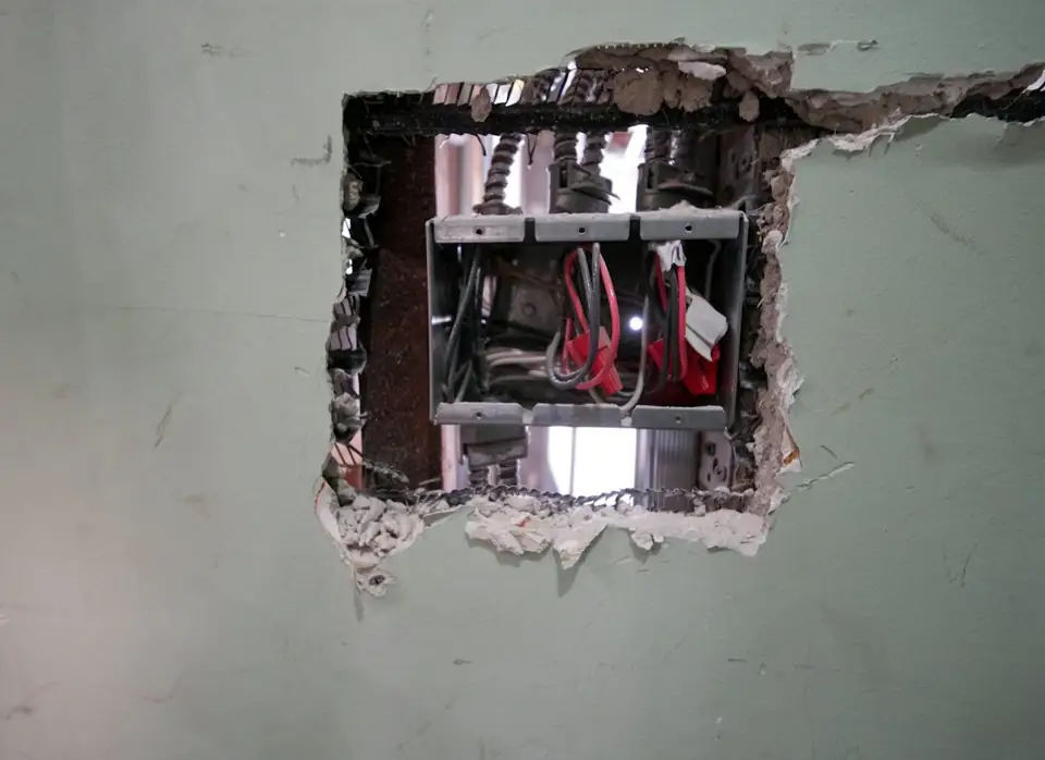 Electrical and data decommissioning